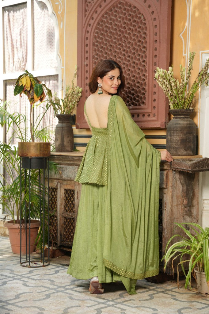 Noor mahal green set