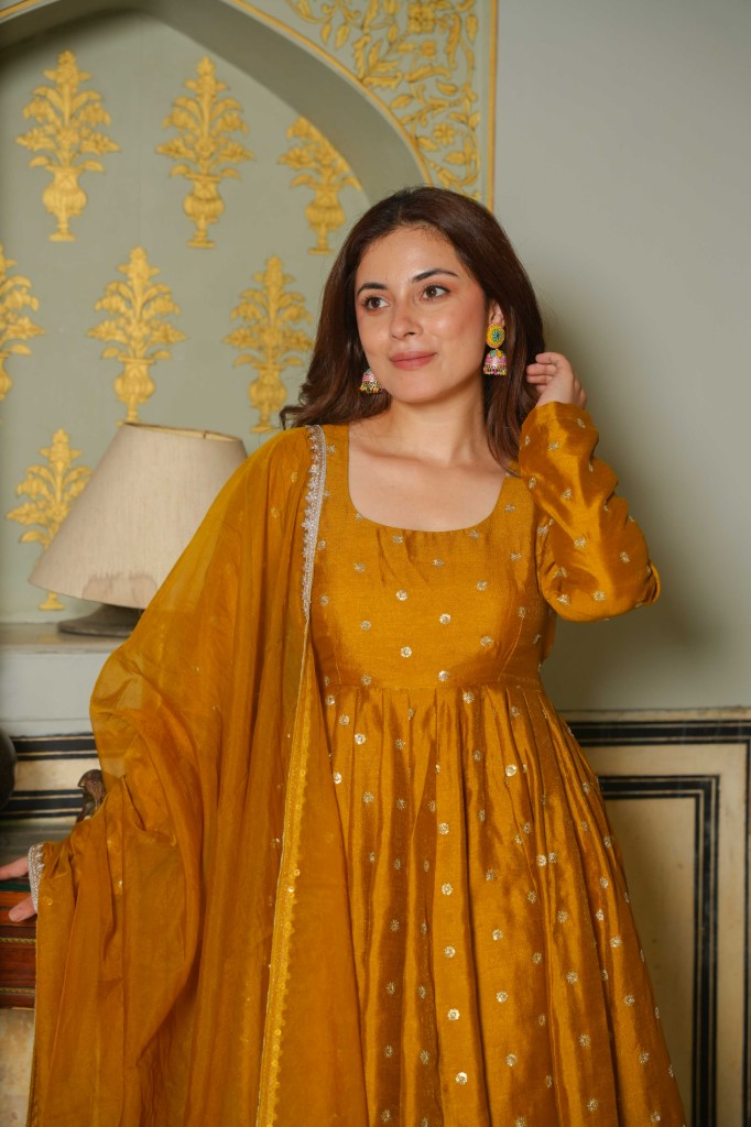 Meherbano sunshine suit set