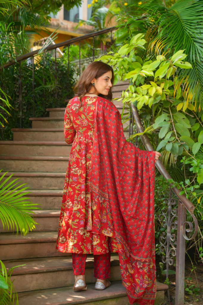 Red cotton anarkali