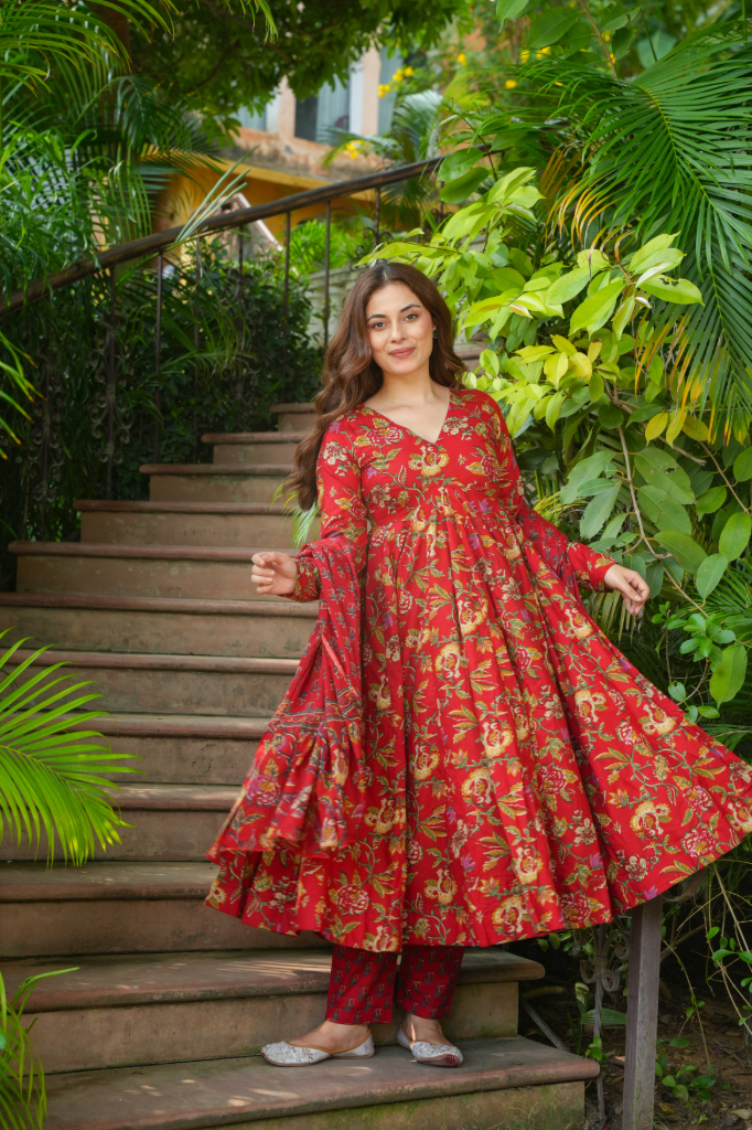 Red cotton anarkali