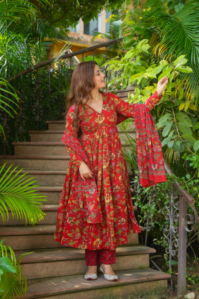 Red cotton anarkali