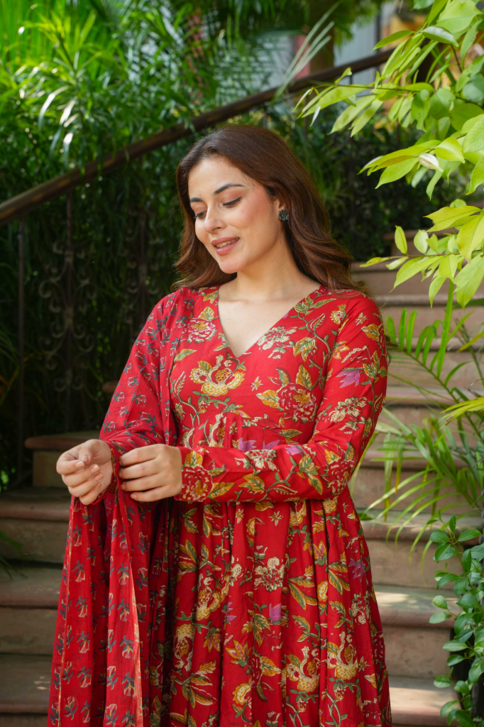 Red cotton anarkali