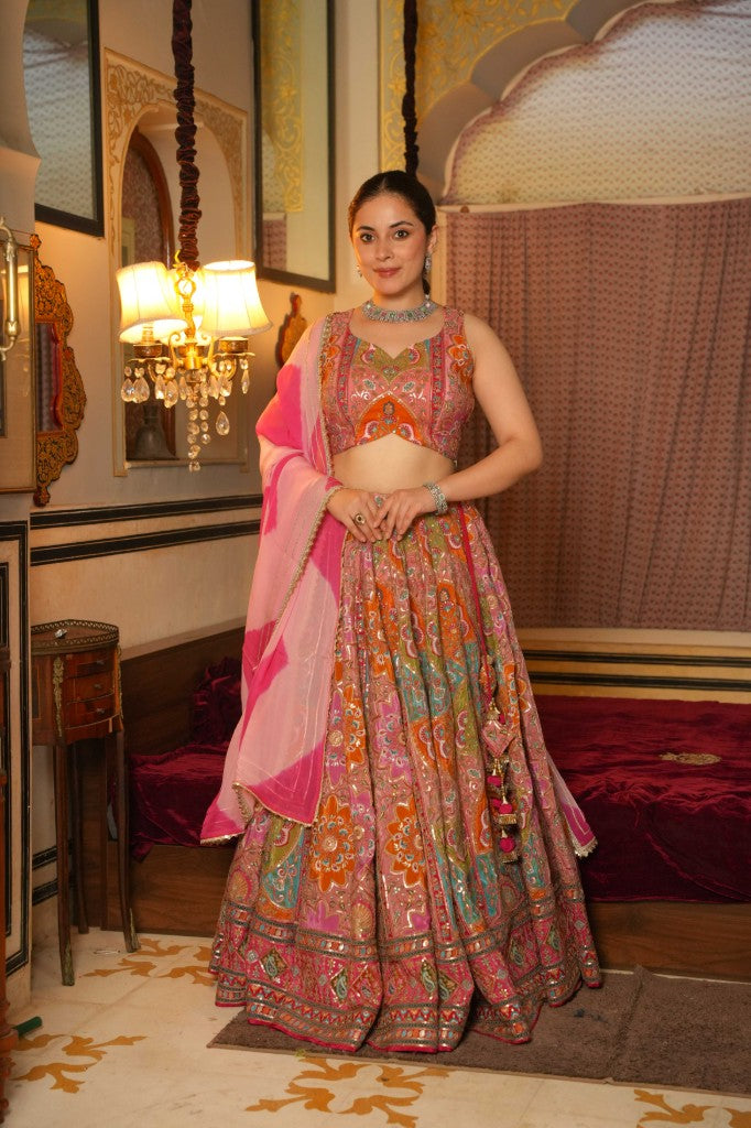 Happy pink lahenga