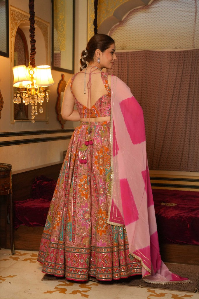 Happy pink lahenga