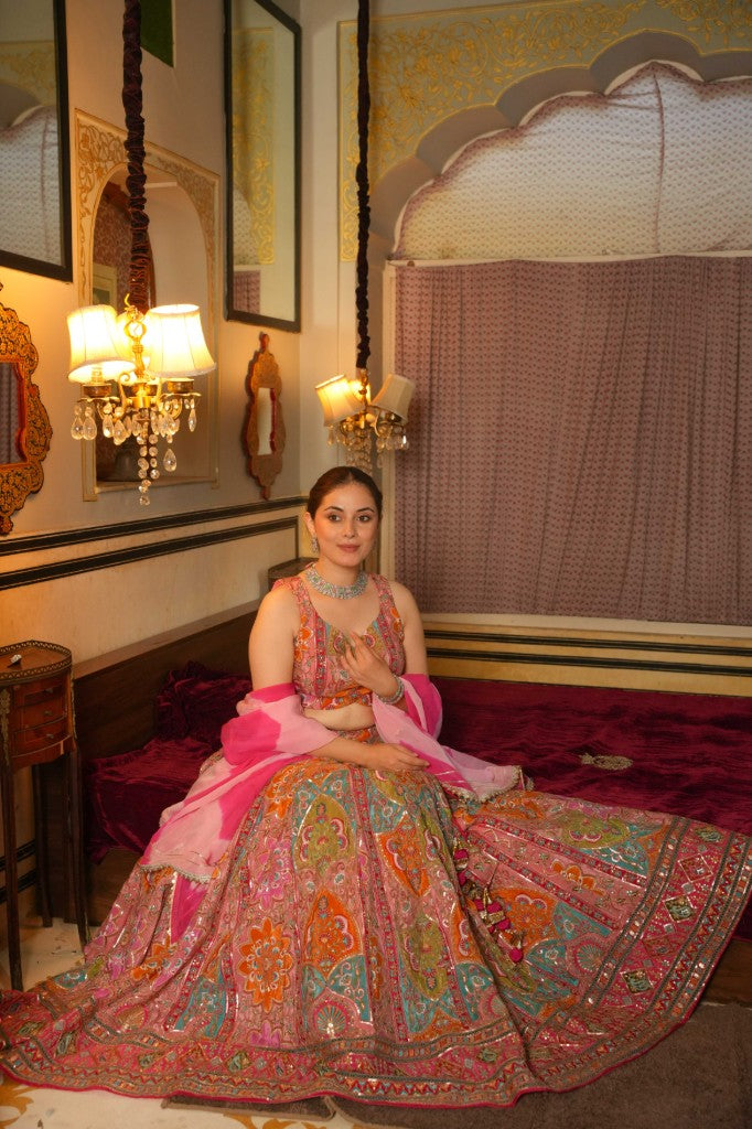 Happy pink lahenga